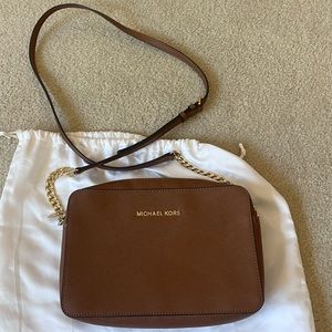 Michael kors cross body bag